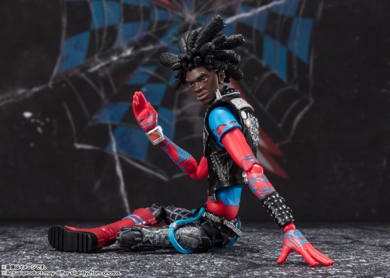 S.H.Figuarts  朋克蜘蛛侠（蜘蛛侠：纵横宇宙）