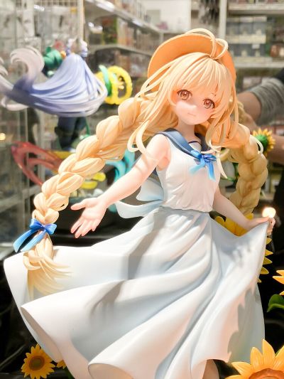 邻家的天使同学 椎名真昼 水手服连衣裙