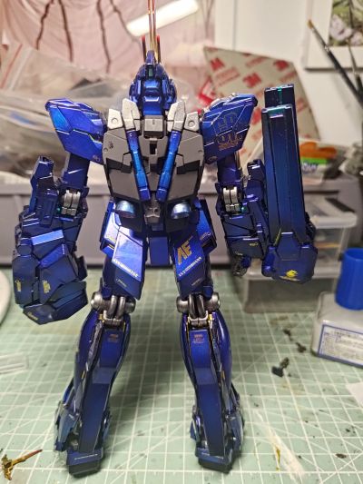 MG 1/100 机动战士高达UC  RX-0 独角兽高达2号机 报丧女妖 Titanium Finish