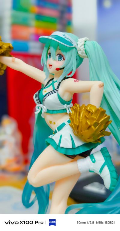 初音未来 时装人偶   啦啦队时装
