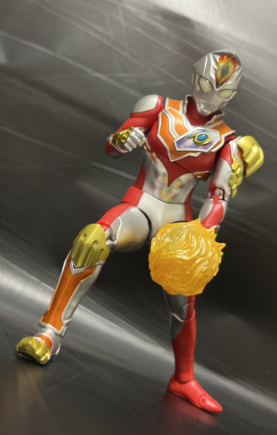 S.H.Figuarts  德凯奥特曼  强壮型