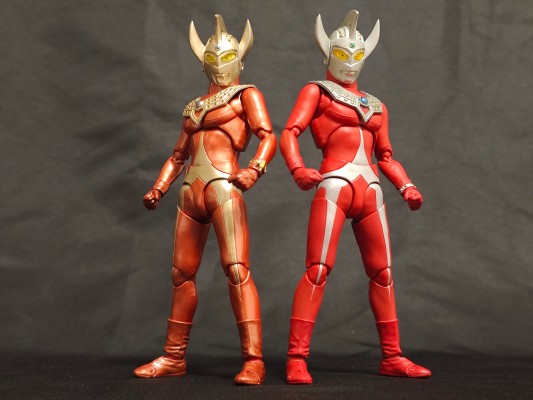 S.H.Figuarts 泰迦奥特曼 泰迦奥特曼 三重斯特利姆形态