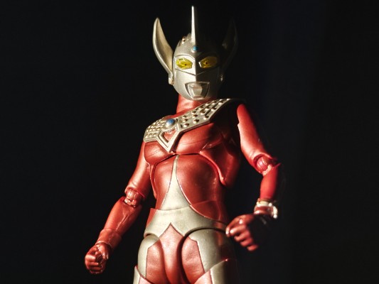 S.H.Figuarts 银河奥特曼 斯特利姆形态