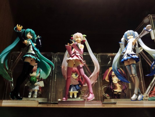 figma#EX-061 VOCALOID 初音未来 樱花未来