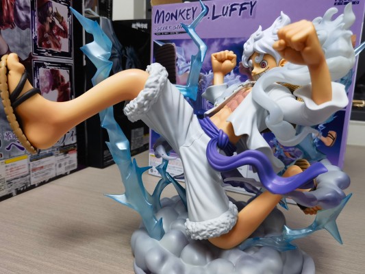 FiguartsZERO [超激战]  蒙奇·D·路飞 -5档 巨人-