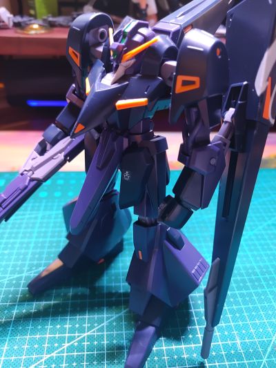 HG 机动战士Z高达外传RE-BOOT   加普兰TR-5[赫瑞欧] (提坦斯样式)