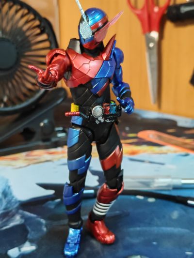 S.H.Figuarts 假面骑士创骑 兔子坦克形态 平成世代版