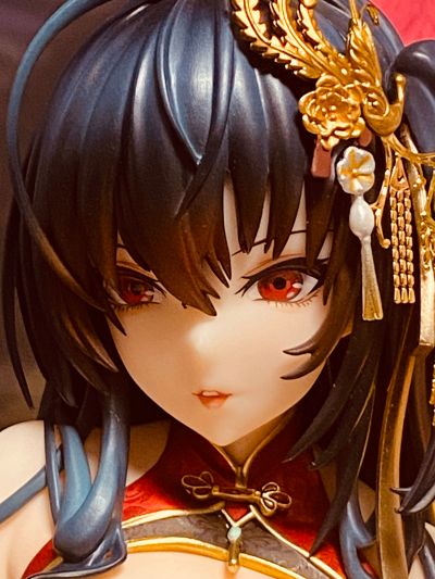 ALTER大凤 “凤鸣春晓” 展现她最美的一面