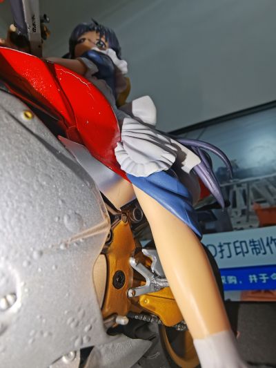 魔力女管家 安藤まほろ 重涂版 (限定银色) 