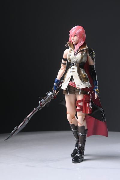 PlayArts改 最终幻想 Lightning