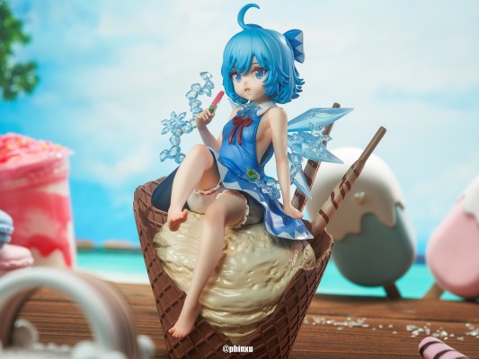 东方Project 琪露诺 夏日冰精
