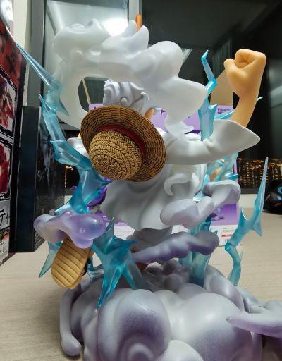FiguartsZERO [超激战]  蒙奇·D·路飞 -5档 巨人-