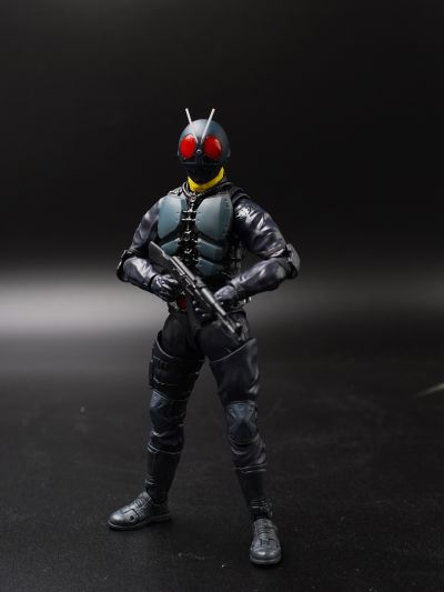S.H.Figuarts 大量出没型变异飞蝗改造人（新·假面骑士）