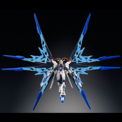 HGCE 1/144 强袭自由高达 光翼豪华版