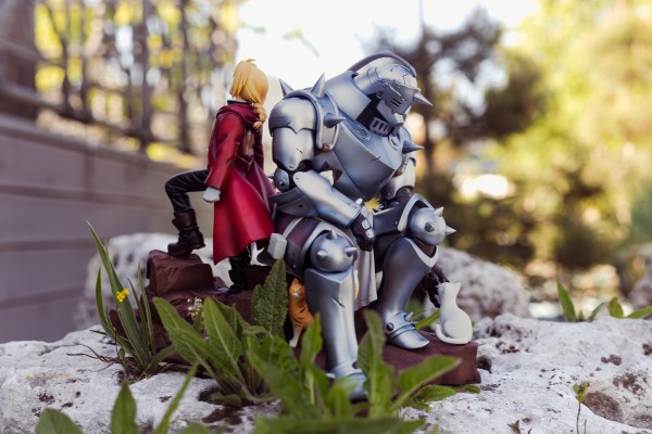 钢之炼金术士 FULLMETAL ALCHEMIST 爱德华·艾尔利克 与 阿尔芬斯·艾尔利克 兄弟