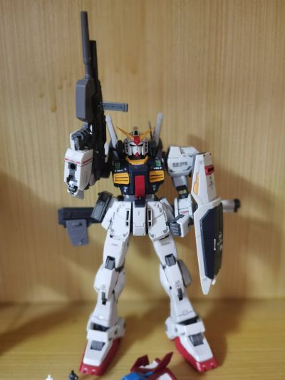 MG 1/100 高达Mk-II Ver.2.0 エゥーゴ