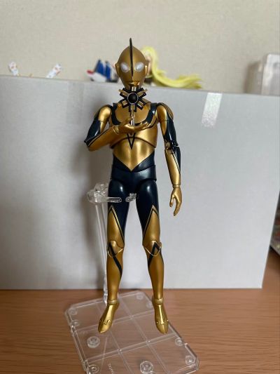 MAFEX 编号213 新·奥特曼 佐菲
