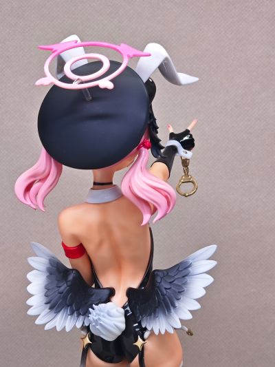 蔚蓝档案 下江小春