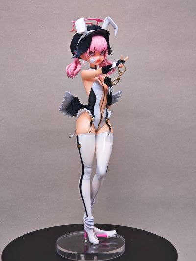 蔚蓝档案 下江小春