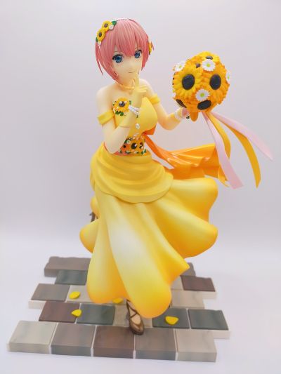 电影 五等分的新娘 中野五月 鲜花礼服