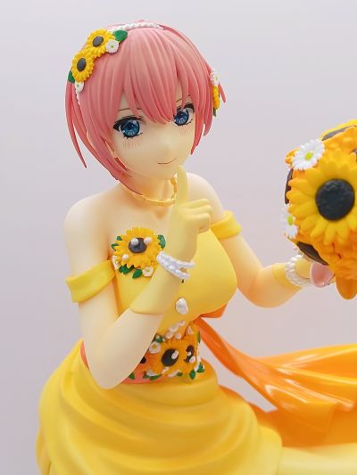 电影 五等分的新娘 中野一花 鲜花礼服