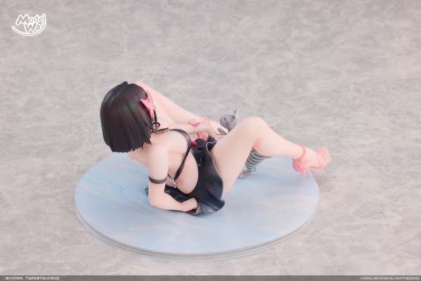 莉莉