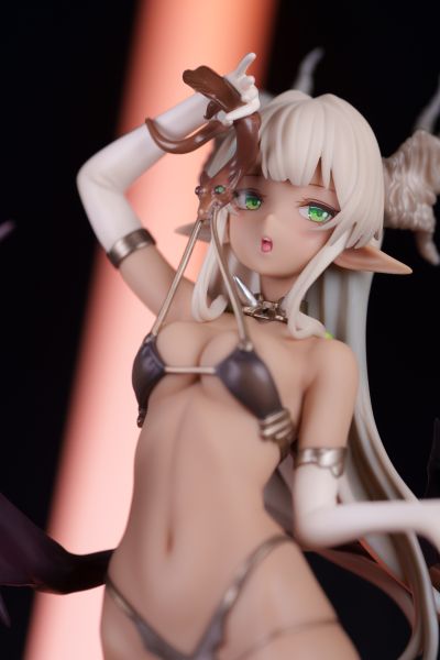 小恶魔 魅魅子