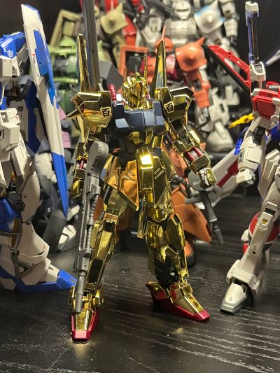 HG 高达基地限定 机动战士Z高达 百式[金色电镀版]