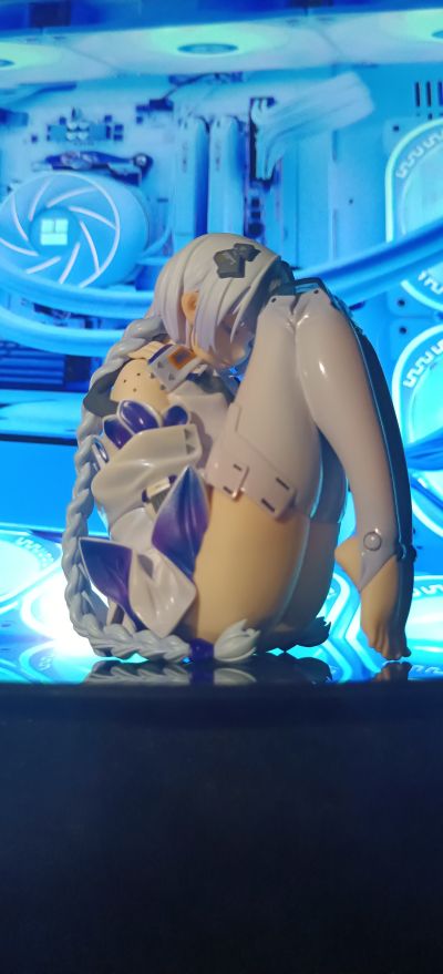 匣之少女 — 00