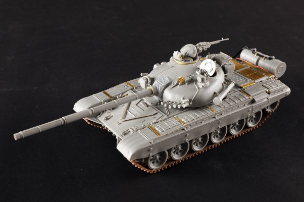 编号:09604 1/35 装甲车辆系列 T-72M1主战坦克