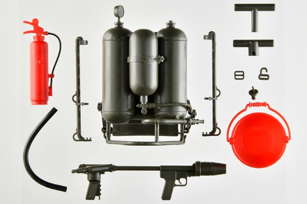 小军械库 LA101 M2火焰喷射器