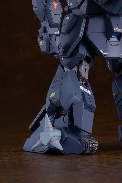 PLAMAX 装甲骑兵 SV-03 X‧ATH-P-RSC 吸血鬼