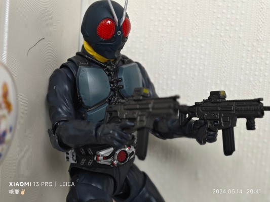 S.H.Figuarts 大量出没型变异飞蝗改造人（新·假面骑士）