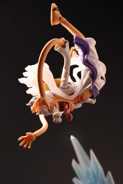 S.H.Figuarts  蒙奇·D·路飞 -5档-