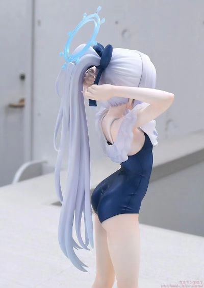 蔚蓝档案 月雪宫子（泳装）纪念大厅版