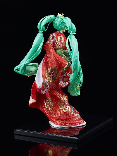 初音未来 回首美人图