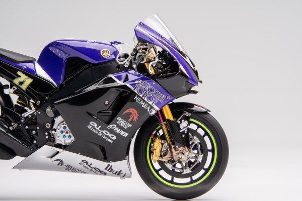 1/12 摩托车系列 No.100 雅马哈 YZR-M1 '04 No.7/No.33