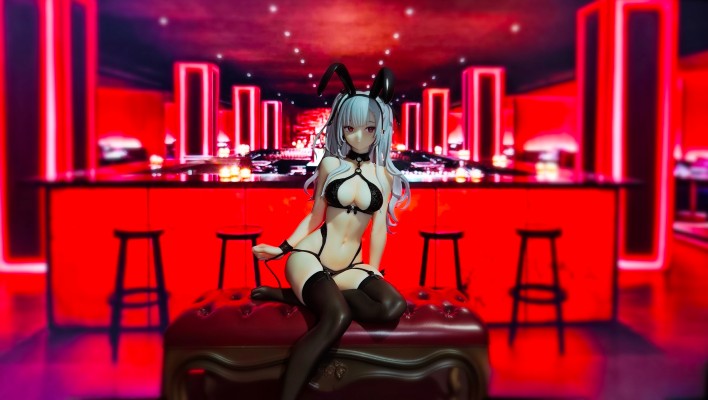 TANA 黑兔女郎