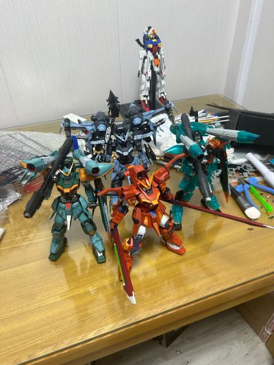 FULL MECHANICS 1/100 翔翼型灾厄高达