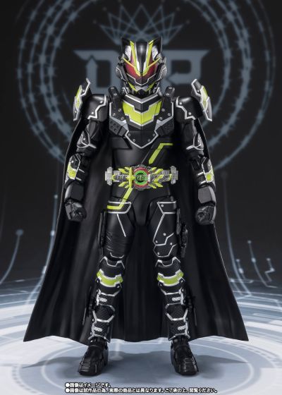 S.H.Figuarts 假面骑士太狸 武刃剑