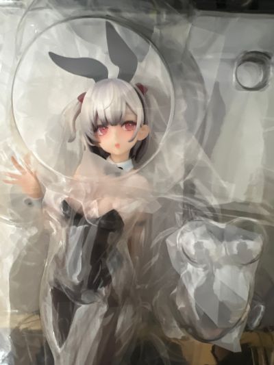 兼职中的学姐 早川莓奈