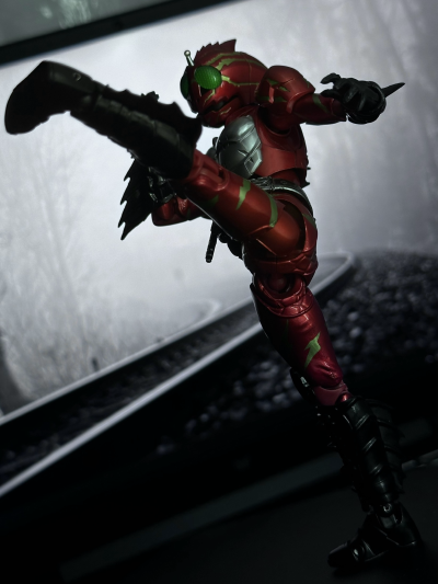 S.H.Figuarts  假面骑士亚马逊阿尔法