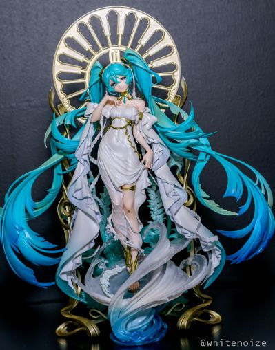 初音未来 feat. 米山舞