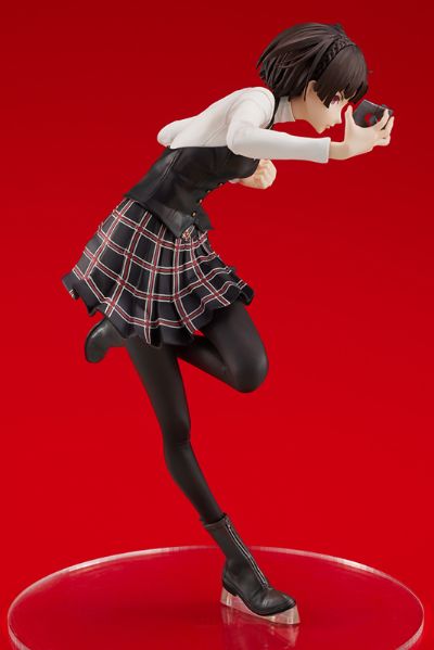 女神异闻录5皇家版 新岛真 校服