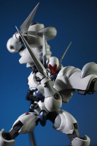 RIOBOT 风暴战士奥钢