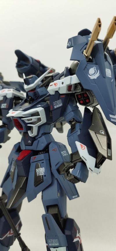 FULL MECHANICS 1/100 翔翼型灾厄高达