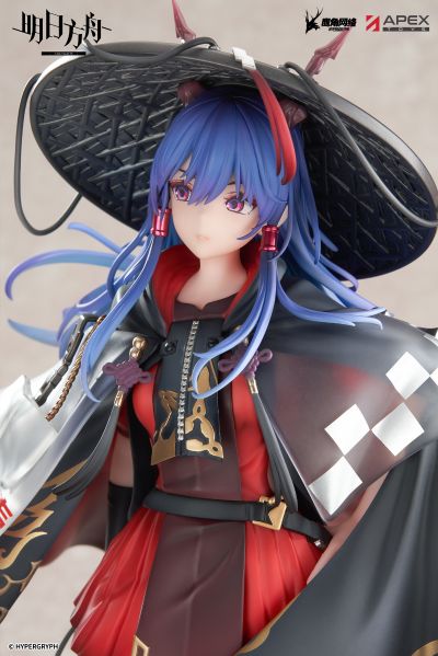 明日方舟 假日威龙陈 万重山