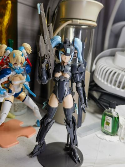 机甲少女 影虎