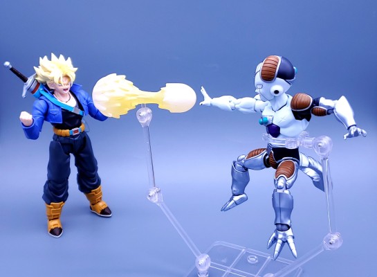 S.H.Figuarts 龙珠Z 机械弗利萨