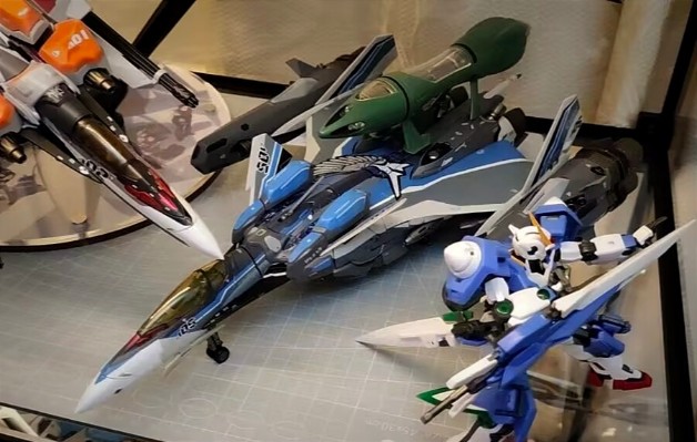DX超合金 超时空要塞DELTA 绝对LIVE VF-31AX 卡伊洛斯进阶型（疾风机） 超级幽灵配件包